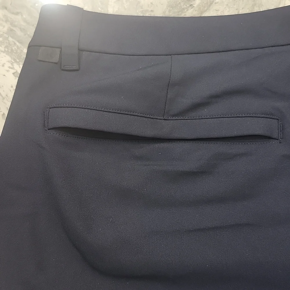 Lululemon Men's ABC Classic-Fit Short 9